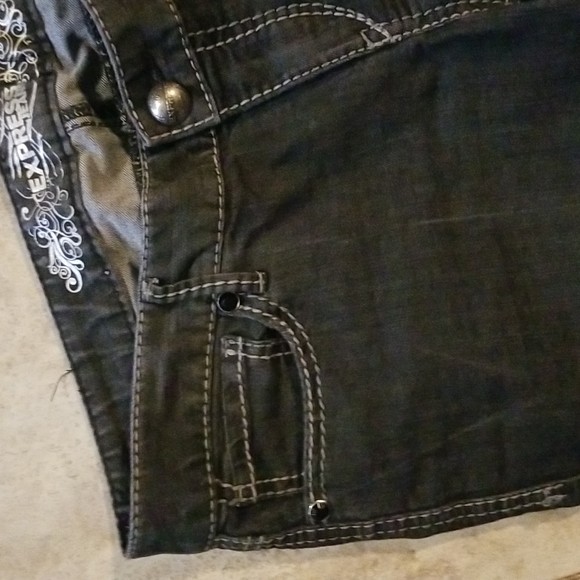 EXPRESS Jeans - Picture 2 of 14